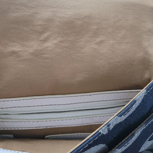 Sophia Caperelli Large Crossbody Shoulder Bag Blue White Pockets Magnet Purse - Picture 8 of 14